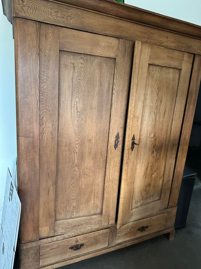 Eiken houten kast, Antiek en Kunst, Antiek | Meubels | Kasten, Ophalen of Verzenden