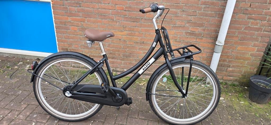 Hierbij bied ik u een nette Aldo dames een meisjes fiets, Minder dan 47 cm, Ophalen, Zo goed als nieuw, Versnellingen
