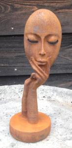 Opruiming gietijzeren beeld met mask., Ophalen of Verzenden, Nieuw, Metaal, Mensenbeeld
