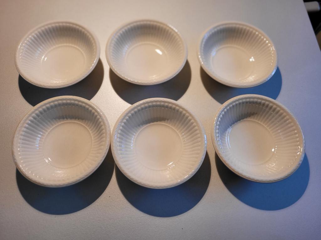 Wedgwood Edme desert schaaltje 16 cm, Huis en Inrichting, Ophalen of Verzenden, Wedgwood, Aardewerk, Schaal of Schalen