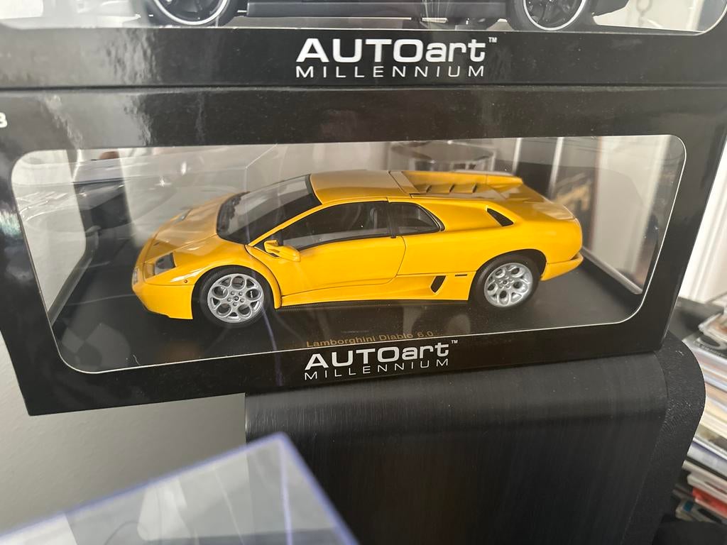 Autoart 1:18 Lamborghini Diablo VT 6.0 Geel, Hobby en Vrije tijd, Modelauto's | 1:18, Ophalen of Verzenden, Nieuw, Auto, Autoart