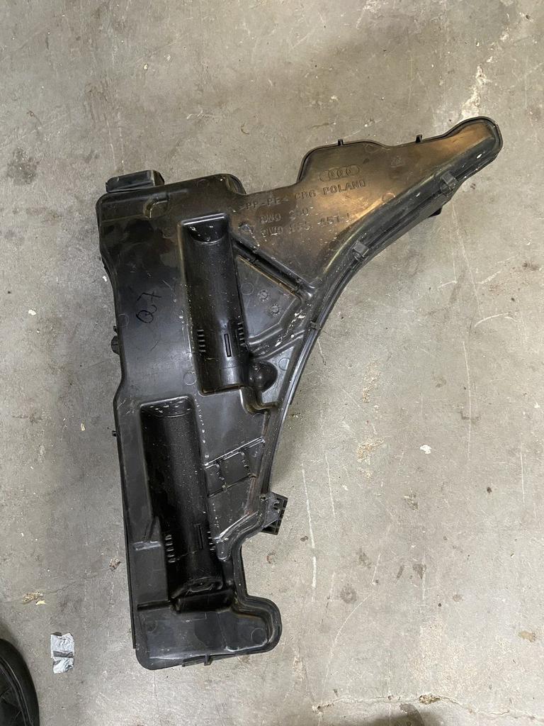 Audi A4 B9 ( Ruitensproeierreservoir 8w0955451l 2015-19, Auto-onderdelen, Ruiten en Toebehoren, Gebruikt, -, -, Ophalen of Verzenden
