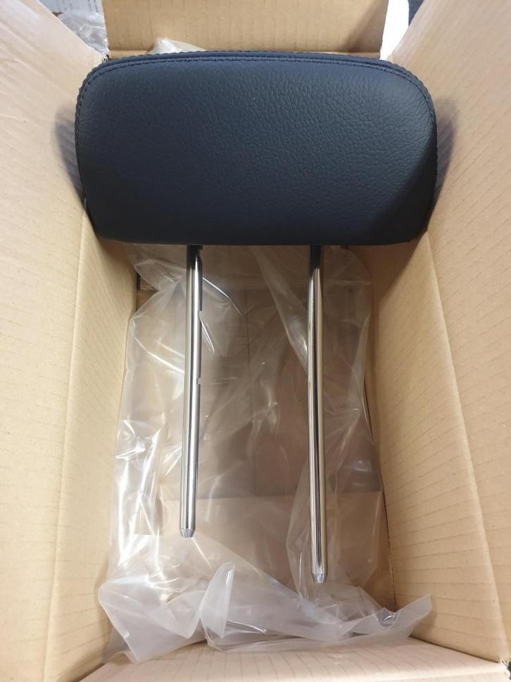 Nieuwe leder hoofdsteun W204 C-Klasse A2049701950 [466], Auto-onderdelen, Interieur en Bekleding, Mercedes-Benz, Nieuw