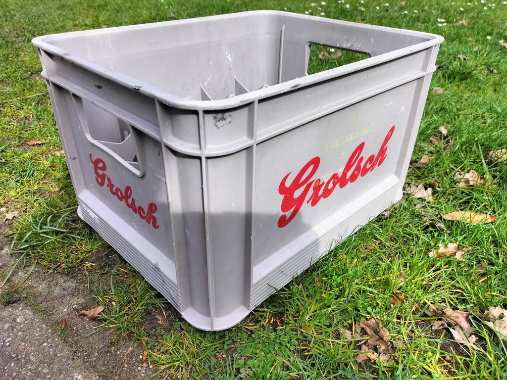 Oude Grolsch bier beugel krat mooi decoratie in mane cave, Ophalen