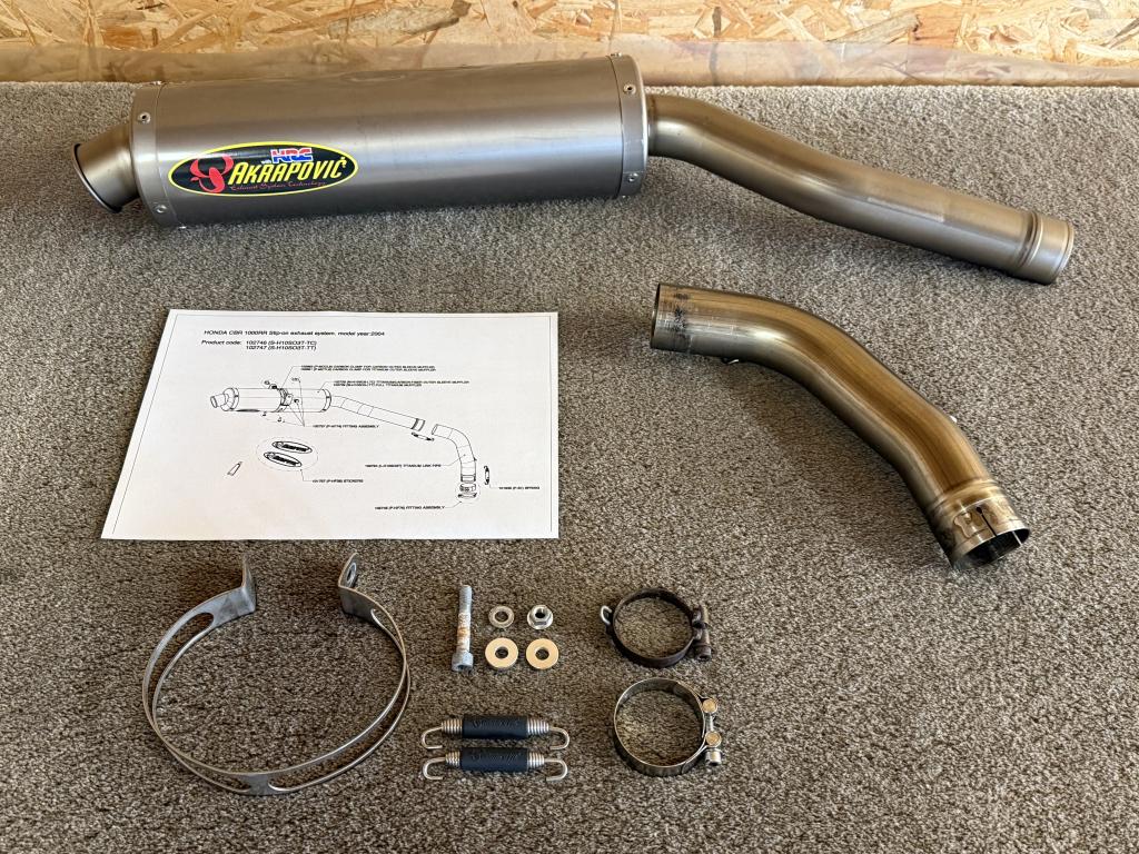 Akrapovic uitlaat demper Honda CBR1000RR 2004-2007 SC57, Motoren, Onderdelen | Honda, Gebruikt, Verzenden