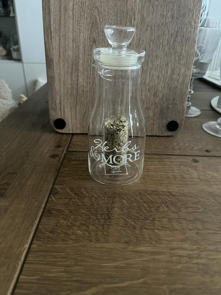 Te koop: Rivièra Maison Herbs & more, olie en kruiden flesje, Overige typen, Ophalen of Verzenden, Nieuw, Glas