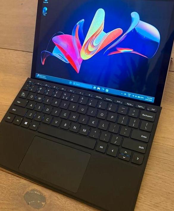 Microsoft Surface Go 3 Platinum met Type Cover, Computers en Software, Windows Laptops, Verzenden, Zo goed als nieuw, 10 inch of minder