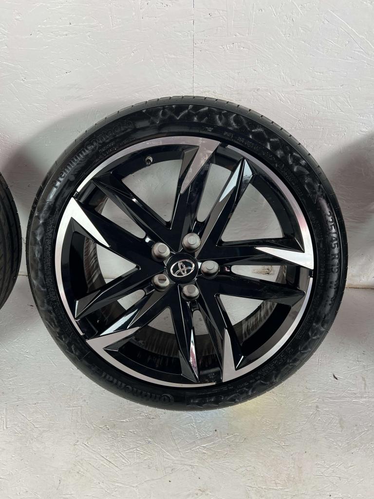 Originele Toyota CH-R velgen 19" 5x114.3 zomer 6mm CCX, Gebruikt, Banden en Velgen, Niet ingevuld, Ophalen of Verzenden
