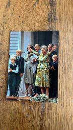 Ansichtkaart juliana defilé Soestdijk, Verzamelen, Ophalen of Verzenden, Zo goed als nieuw, Kaart, Foto of Prent