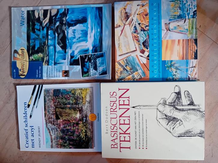 Creatief schilderen acryl - basiscursus tekenen 4 boeken, Hobby en Vrije tijd, Schilderen, Zo goed als nieuw, Ophalen