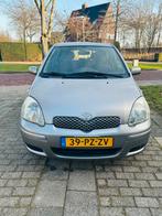 Toyota Yaris 1.3 16V Vvti 5DR 2005 Grijs, Auto's, Toyota, Voorwielaandrijving, Stof, 4 cilinders, Metallic lak