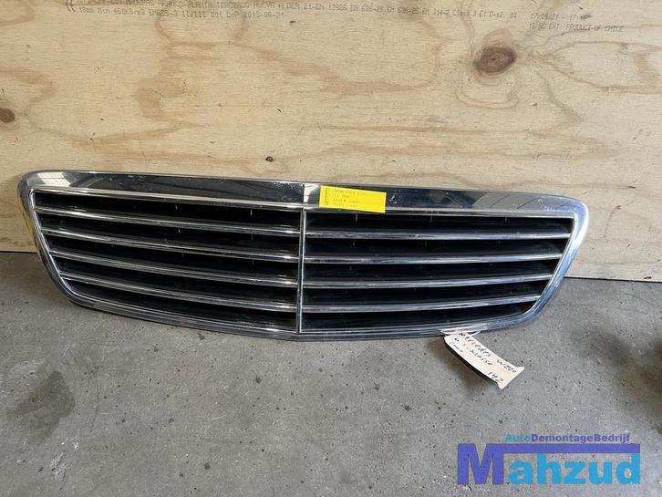 MERCEDES S KLASSE W220 Grille 1998-2005, Auto-onderdelen, Overige Auto-onderdelen, Mercedes-Benz, Gebruikt, Ophalen of Verzenden
