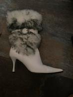 Witte laarzen met bont - maat 38, Kleding | Dames, Schoenen, Ophalen of Verzenden, Zo goed als nieuw, Wit, Hoge laarzen