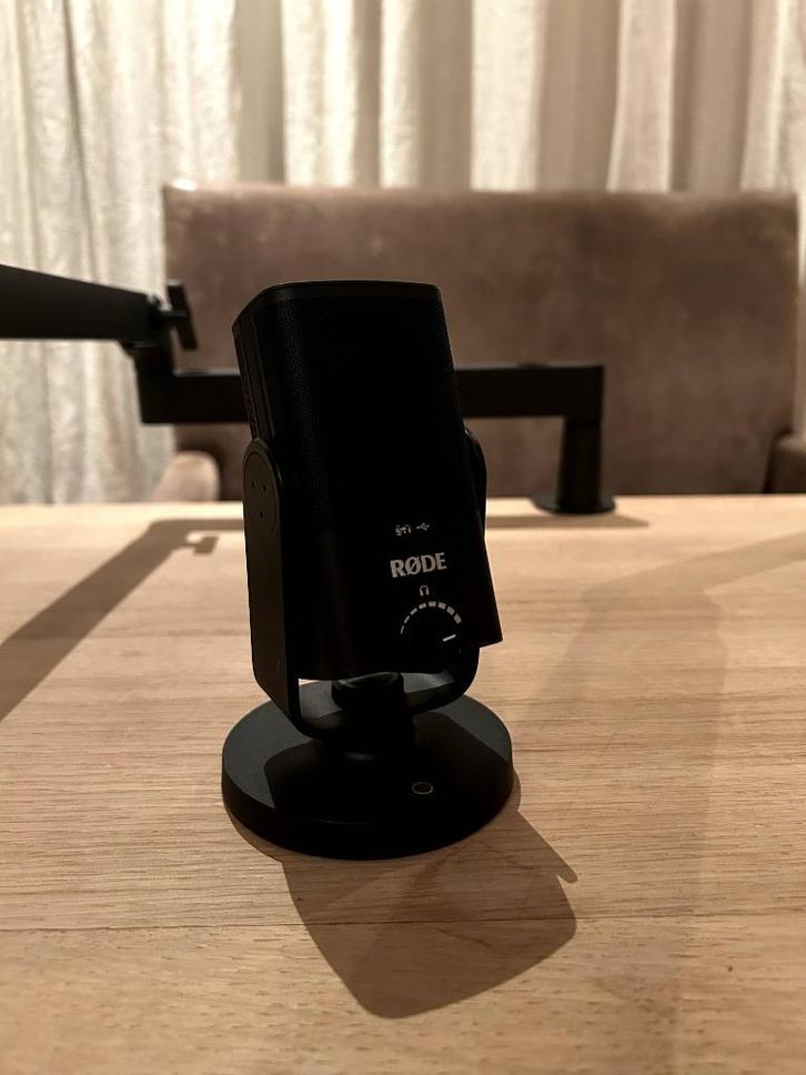 Rode NT-USB Mini Microphone + Elgato Wave Mic Arm LP, Muziek en Instrumenten, Microfoons, Zo goed als nieuw, Studiomicrofoon, Ophalen of Verzenden