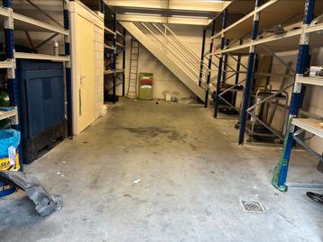 Stelling 150 m2 entresolvloer beschikbaar voor biedingen
