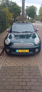 MOOI MINI COOPER CHILI 1.6 BENZINE, Auto's, Te koop, Benzine, Hatchback, Leder