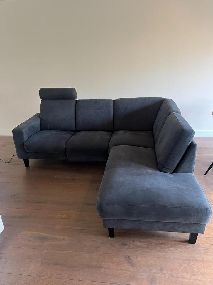 Pronto hoekbank Brioni donkerblauw, Huis en Inrichting, Banken | Bankstellen, Gebruikt, Hoekbank, Driepersoons, 200 tot 250 cm