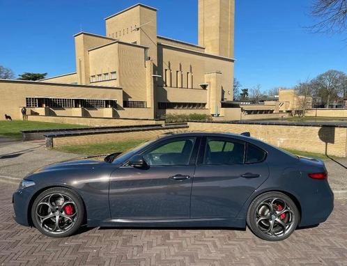 Alfa Romeo Giulia 2.0 Turbo 2019 Squadra Veloce specs, Auto's, Alfa Romeo, Particulier, Giulia, ABS, Achteruitrijcamera, Adaptive Cruise Control