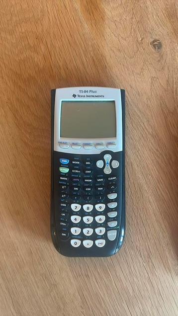 Texas Instruments TI-84 plus, grafische rekenmachine beschikbaar voor biedingen