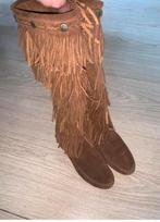 Minnetonka franje ibiza  boots maat 38 ZGAN, Kleding | Dames, Schoenen, Hoge laarzen, Bruin, Ophalen of Verzenden, Zo goed als nieuw