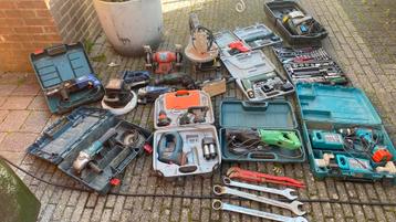 Party hand gereedschap beschikbaar voor biedingen