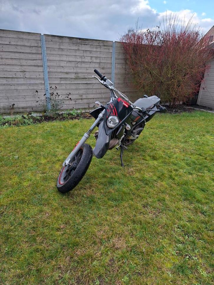 Derbi Senda X-Treme 50cc (voledig origineel), Fietsen en Brommers, Brommers | Derbi, Gebruikt, Maximaal 45 km/u, Ophalen