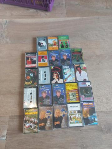 Cassettebandjes - Nederlandstalig en meer beschikbaar voor biedingen