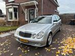 Mercedes-Benz E-Klasse 2.6 E240 youngtimer, Auto's, Automaat, Achterwielaandrijving, Zwart, 2597 cc