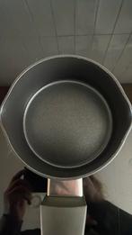 Steelpannetje Hema 15 cm diameter, Huis en Inrichting, Ophalen of Verzenden, Zo goed als nieuw, Overige materialen
