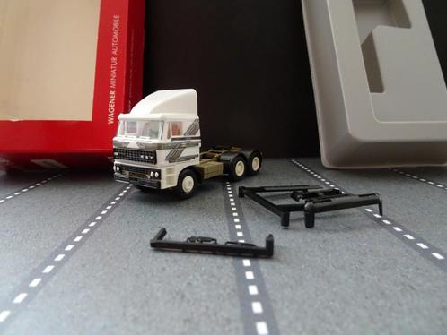 681 herpa daf 3300 3-as trekker wit demo 1:87 truck trein, Hobby en Vrije tijd, Modelauto's | 1:87, Nieuw, Bus of Vrachtwagen