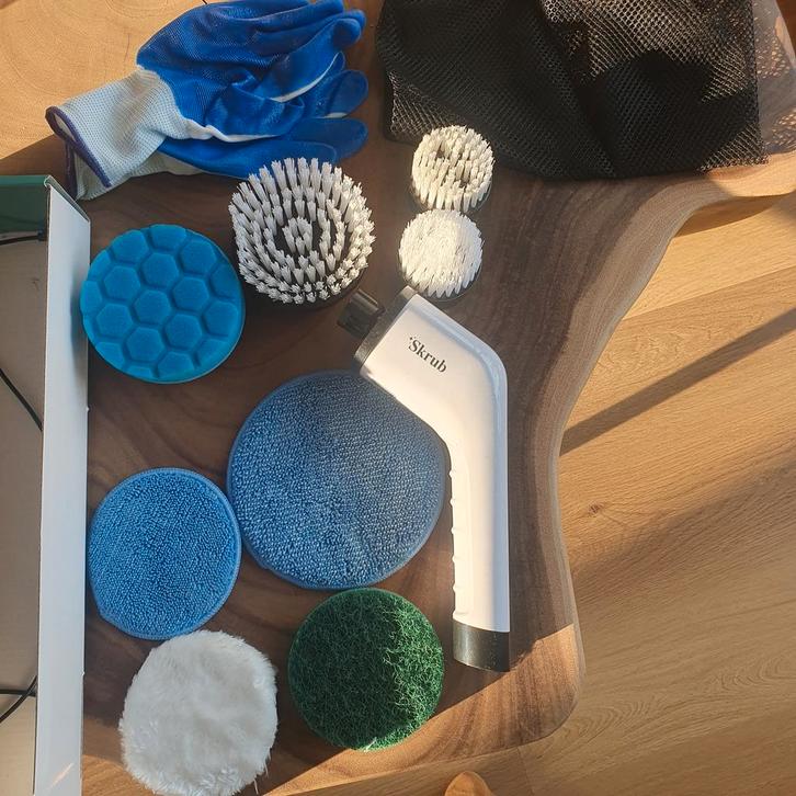 Skrub Elektrische Schoonmaakborstel - Nieuw!, Huis en Inrichting, Schoonmaakartikelen, Bezem of Borstel, Ophalen of Verzenden