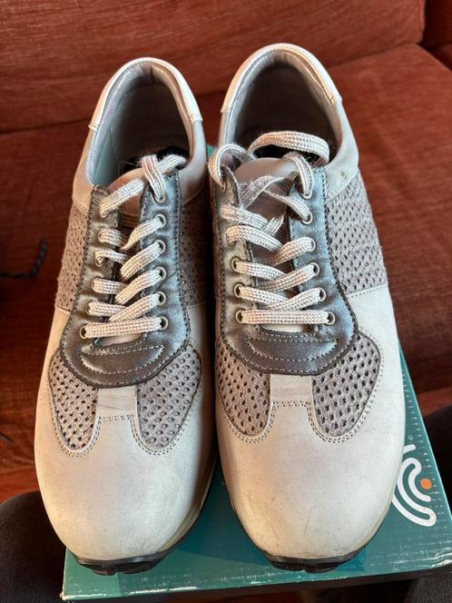 Grijze Xsensible stretchwalkers 43 z.g.a.n., Kleding | Dames, Schoenen, Zo goed als nieuw, Sneakers of Gympen, Grijs, Ophalen of Verzenden