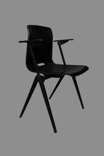 Vintage Stapelbare Galvanitas S22 Stoel, Ophalen, Gebruikt, Bruin, VIntage Design