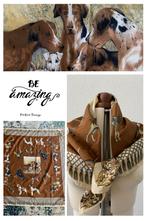 Vintage zijden sjaal hand gerold met jacht- en rashonden, Maat 46/48 (XL) of groter, Ophalen of Verzenden, Zo goed als nieuw, Vintage