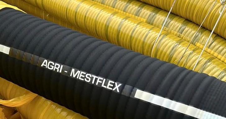 Rubberen (Mest)slang 152mm, Doe-het-zelf en Verbouw, Buizen en Afvoer, Zo goed als nieuw, Overige typen, Overige materialen, 4 tot 6 meter