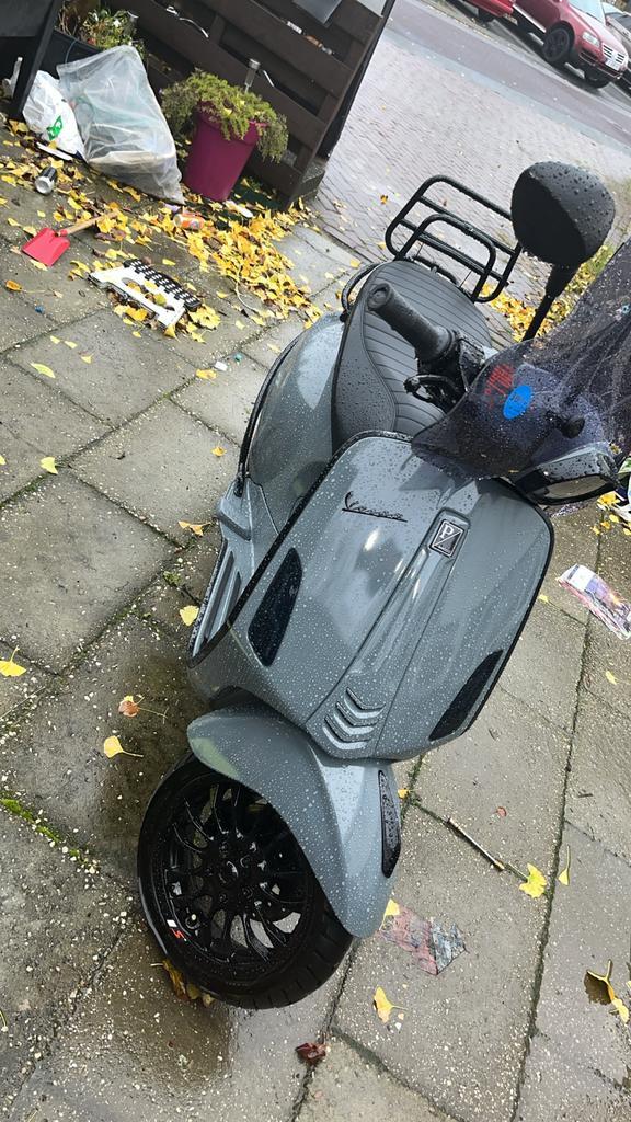 Vespa Snorfiets Nieuwstaat + Extra's!, Fietsen en Brommers, Brommeronderdelen | Scooters, Zo goed als nieuw, Vespa, Overige typen