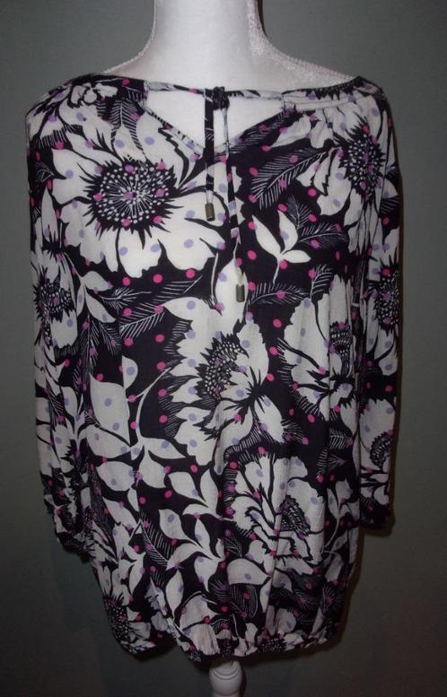 Miss Etam top shirt 46 bloemen paars wit, Kleding | Dames, Tops, Zo goed als nieuw, Maat 46/48 (XL) of groter, Paars, Korte mouw