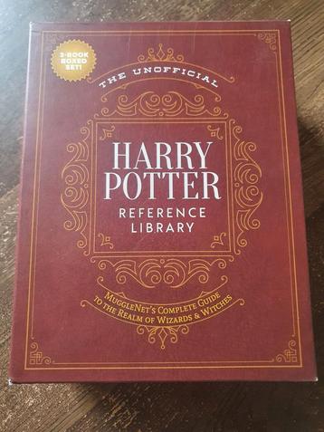 Harry Potter Reference Library - 3 Boeken Set beschikbaar voor biedingen