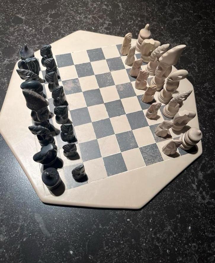 Uniek Schaakspel, Hobby en Vrije tijd, Gezelschapsspellen | Bordspellen, Zo goed als nieuw, Een of twee spelers, Ophalen