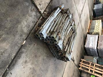 paalpunthouder 7x7x90 cm verzinkt beschikbaar voor biedingen