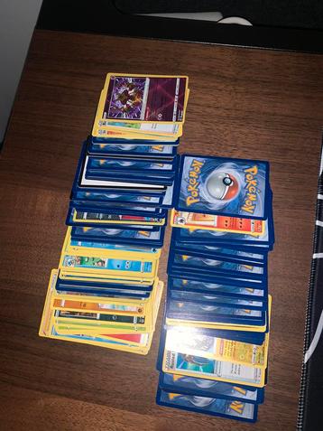 Pokemon kaarten bundel beschikbaar voor biedingen