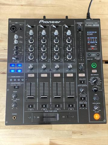 Pioneer DJM 800 mixer - in zeer goede staat - UDG draagtas