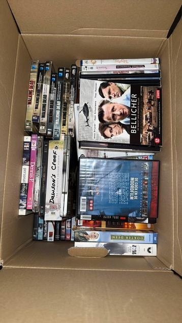 Partij dvds beschikbaar voor biedingen