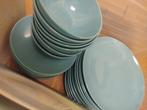 Blauw service Ikea en losse grote borden, Huis en Inrichting, Keuken | Servies, Ophalen, Zo goed als nieuw, Overige stijlen, Bord(en)
