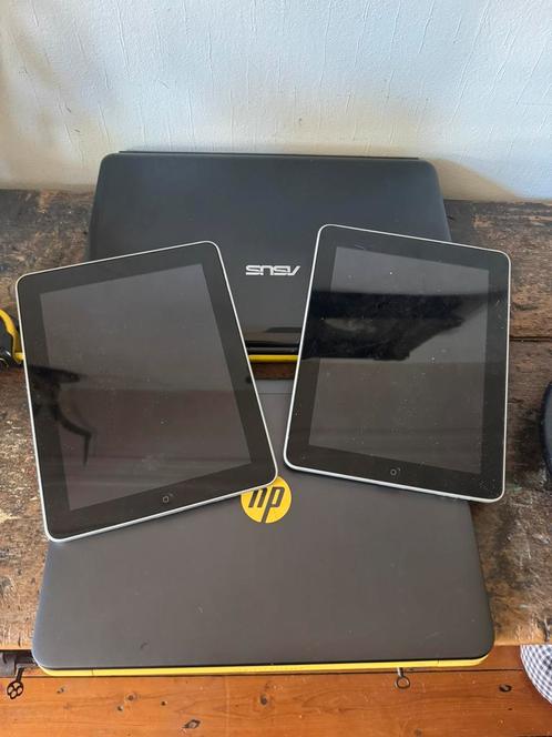 2 laptops en 2 ipods lees omschrijving, Computers en Software, Windows Laptops, Ophalen of Verzenden