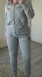 Ellesse grijze trainingspak en vest met capuchon, Kleding | Dames, Huispakken, Ellesse, Ophalen of Verzenden, Zo goed als nieuw