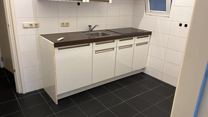 Keuken, gratis af te halen!, Huis en Inrichting, Keuken | Complete keukens, Gebruikt, Enkelwandige keuken, Crème, Hout, Ophalen