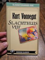 Kurt Vonnegut - Slachthuis vijf, Boeken, Ophalen of Verzenden, Zo goed als nieuw