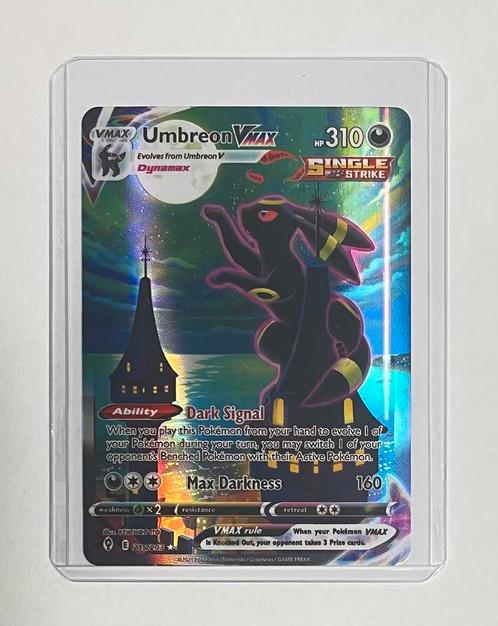Umbreon VMAX 215/203 -Rainbow Rare Pokémon Kaart -Mint Staat, Hobby en Vrije tijd, Verzamelkaartspellen | Pokémon, Zo goed als nieuw