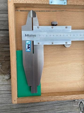 Mitutoyo Schuifmaat 533 Series 1000mm beschikbaar voor biedingen